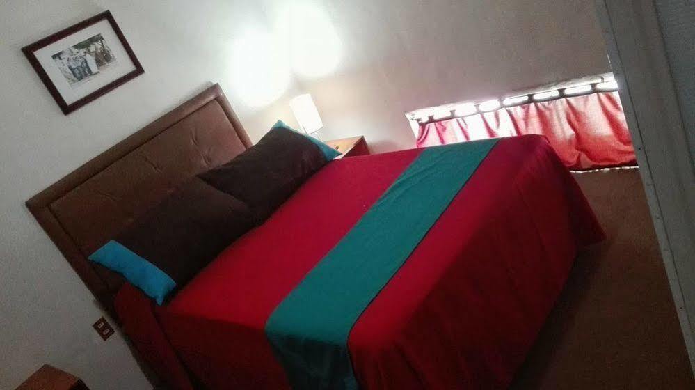 Lit Hostal *