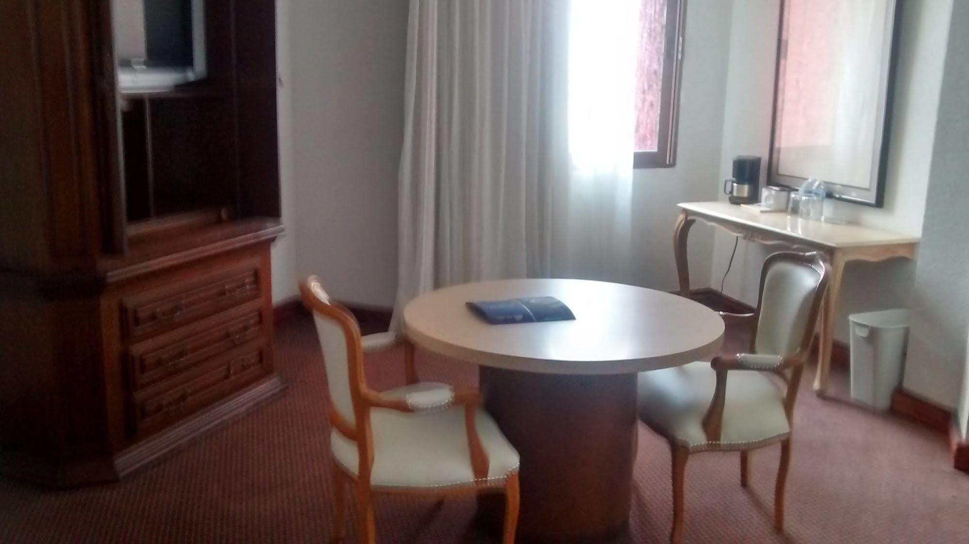 Laffayette Ejecutivo Hotel