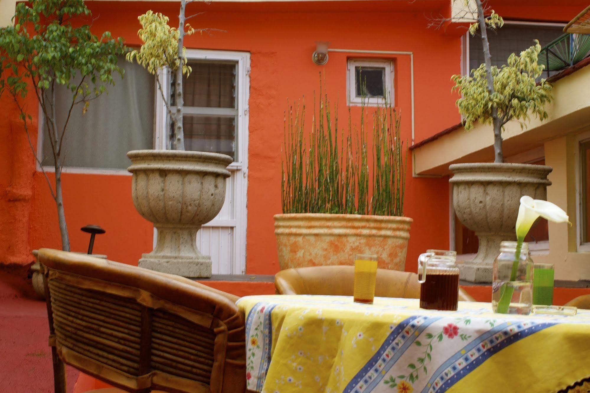 Bed and breakfast Residencia Los Angeles 3*
