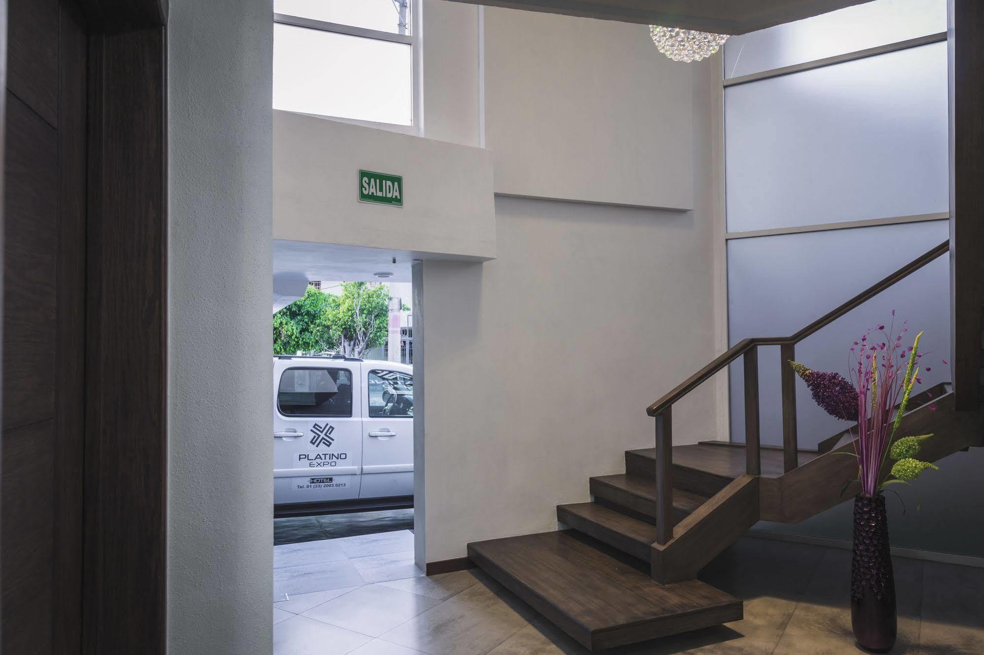 Hotel Platino Expo