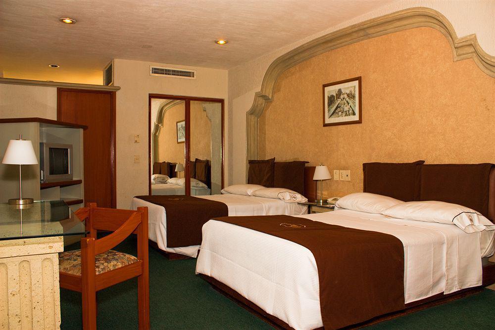 Arborea Ronda Minerva Y Expo Hotel