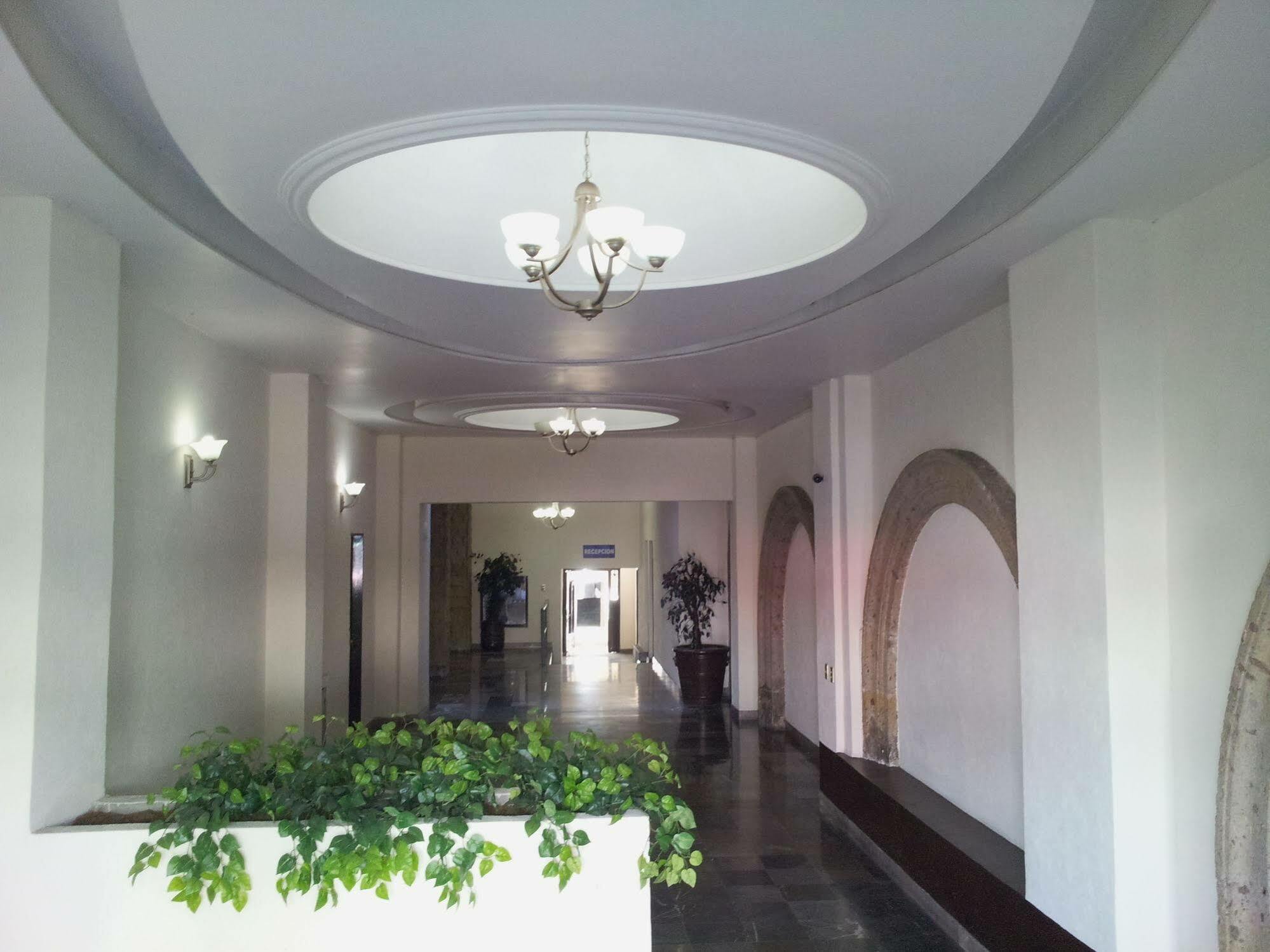 Emperador Centro Y Remodelado Hotel