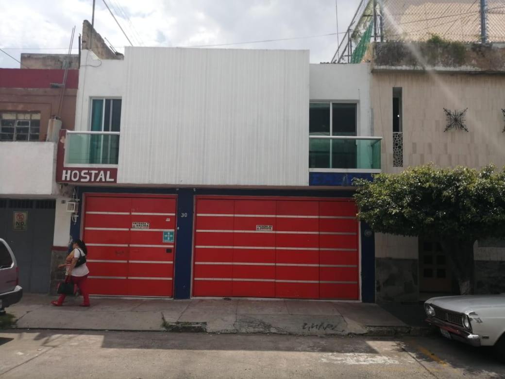 Pule Pule Boutique Pensión *