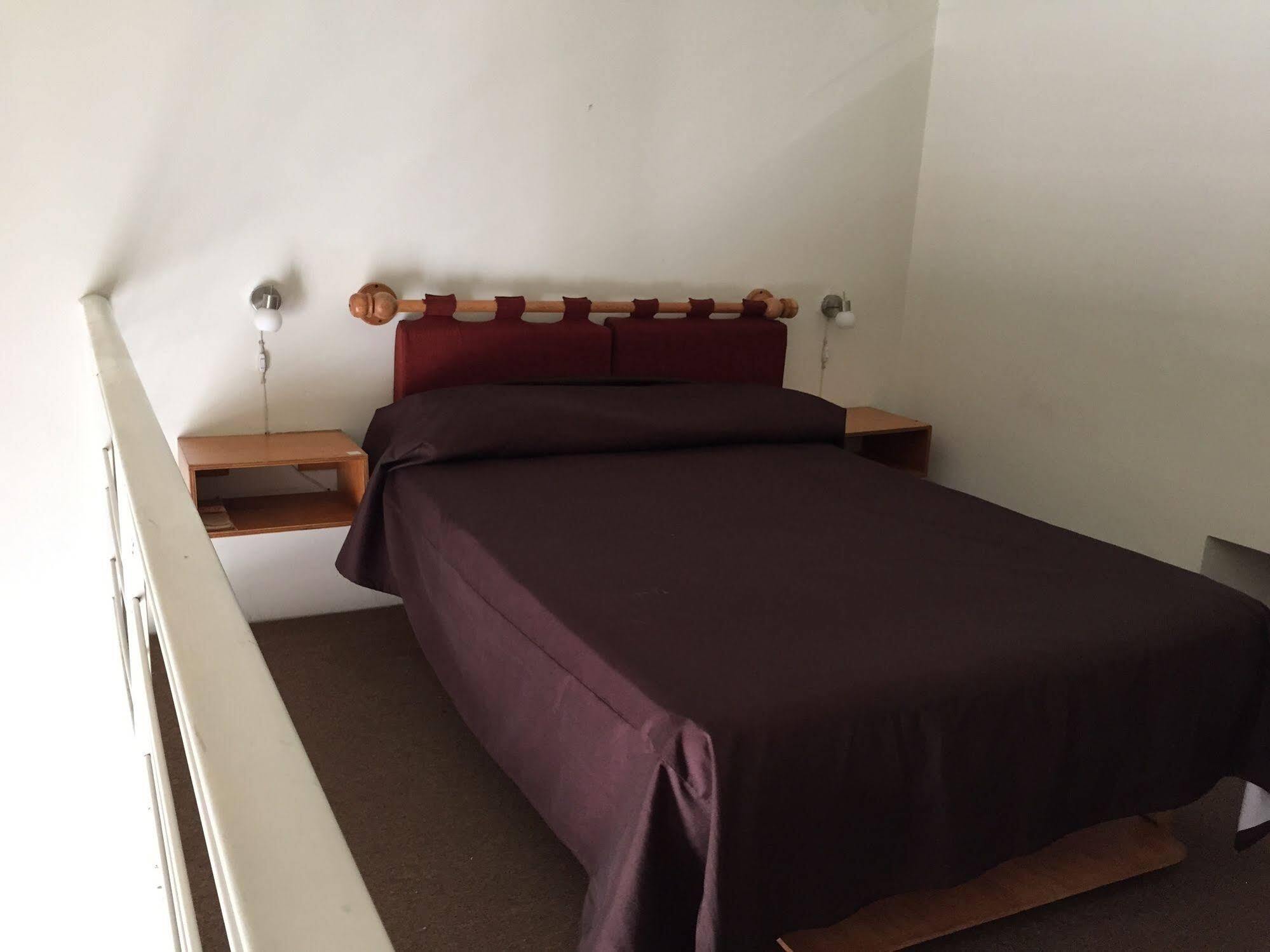 Lit Hostal *