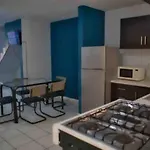 Casa en fraccionamiento/ cerca del aeropuerto/ Guadalajara.