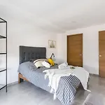 Central Balbuena Apartments