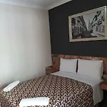 Hotel Aguila