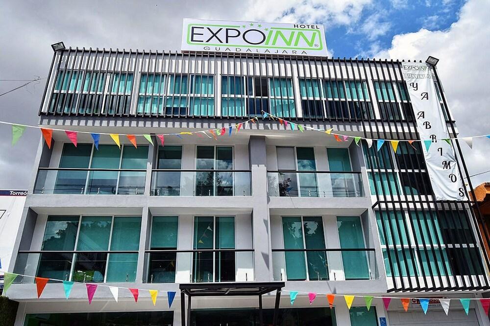 Hotel Lemon -zona Expo Frente Al Centro De Convenciones 4*