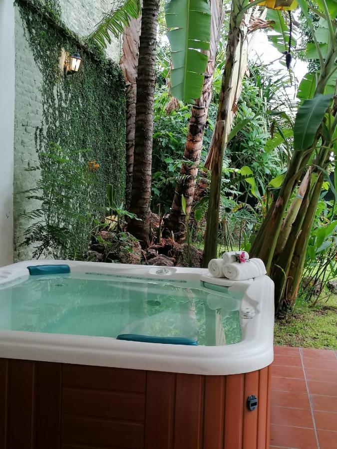 Casa De Luz Inn *