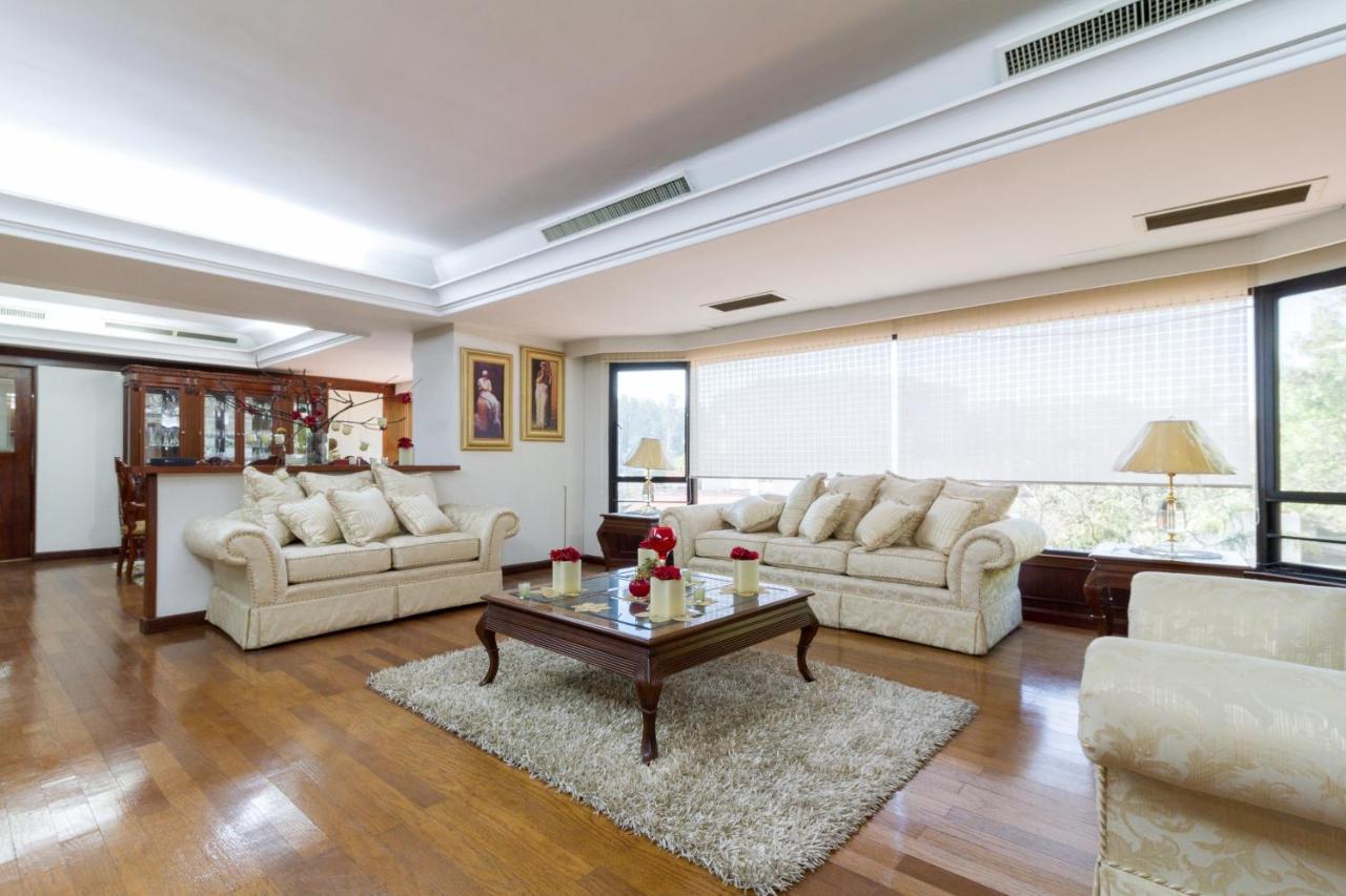 Penthouse Colomos Apartamento