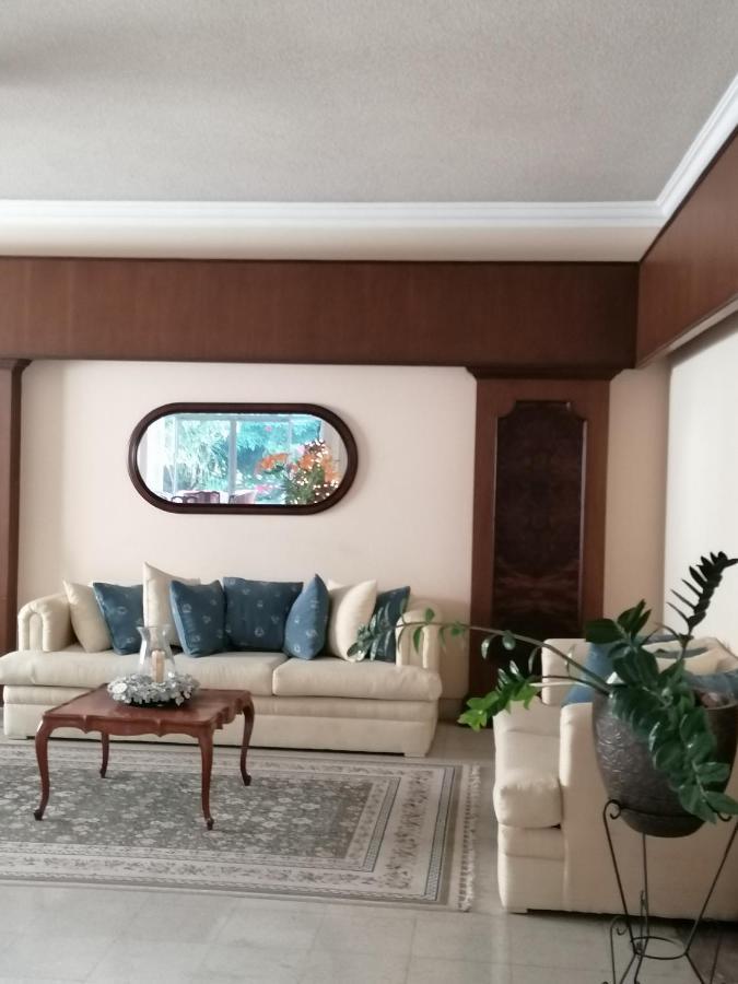 Casa De Luz Inn *