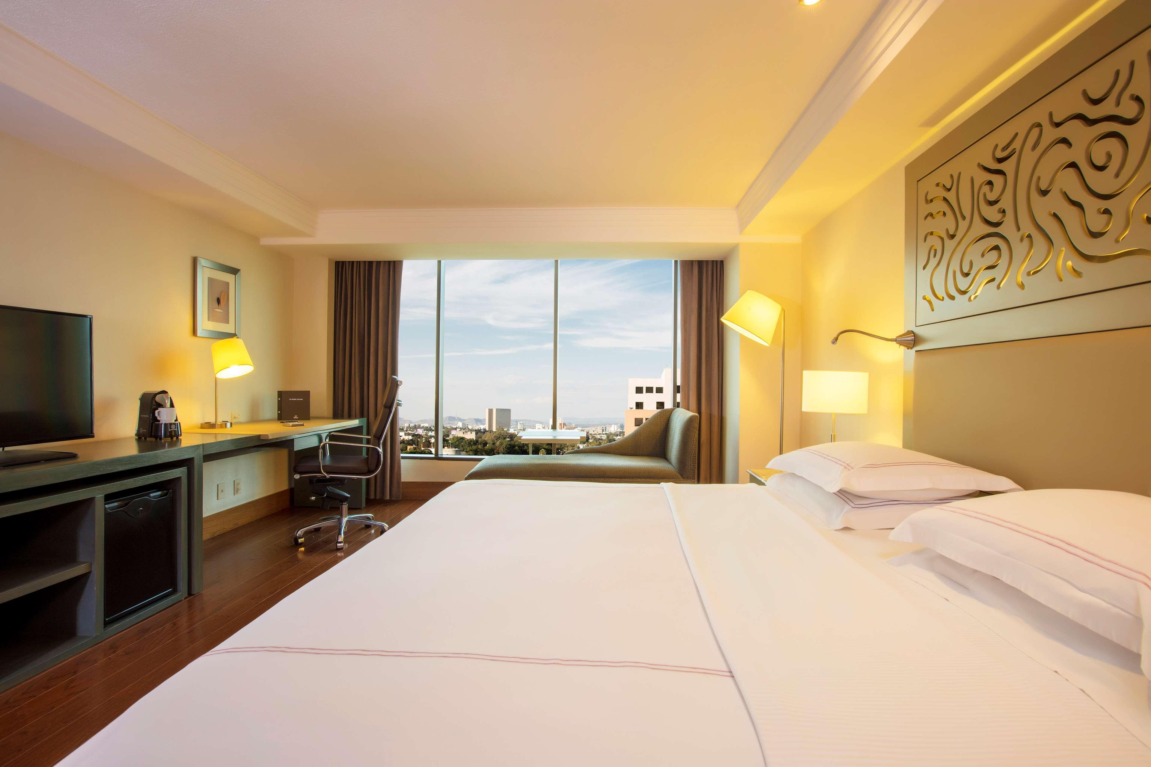 Hilton Hotel 5*