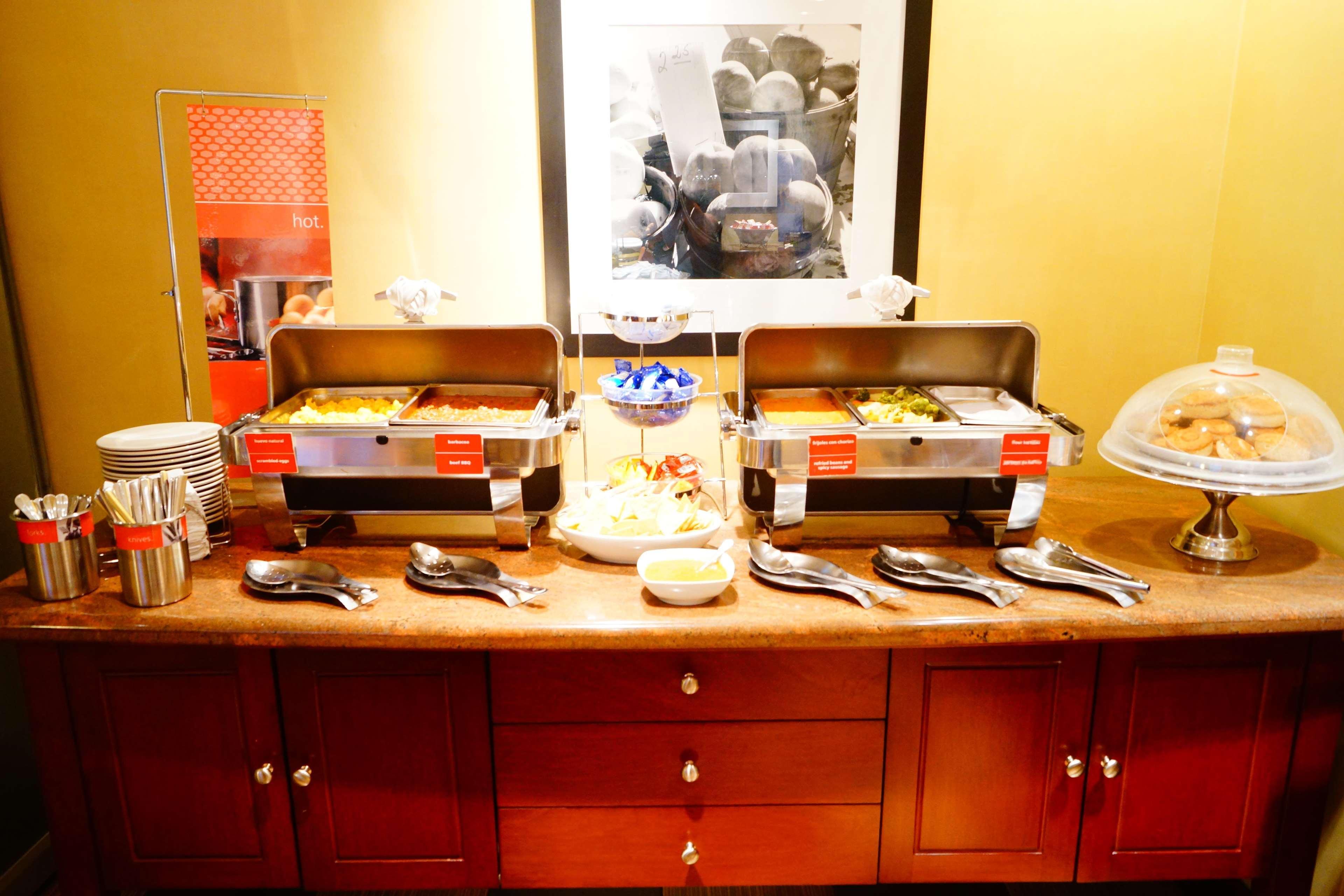 Hampton By Hilton Guadalajara-aeropuerto Hotel
