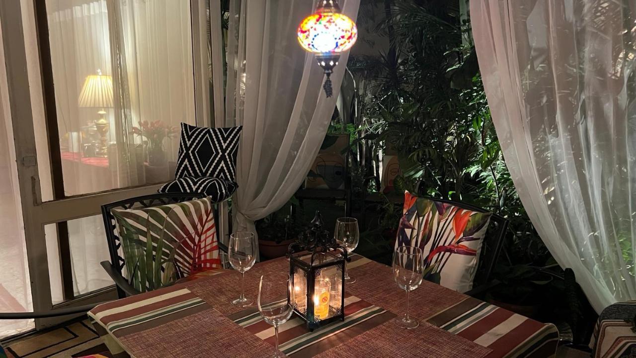 Dickinson Guest House, Expo Guadalajara