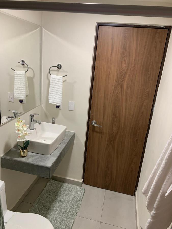 Apartment Departamento Nuevo Y Centrico Con Ambiente Familiar En Guadalajara