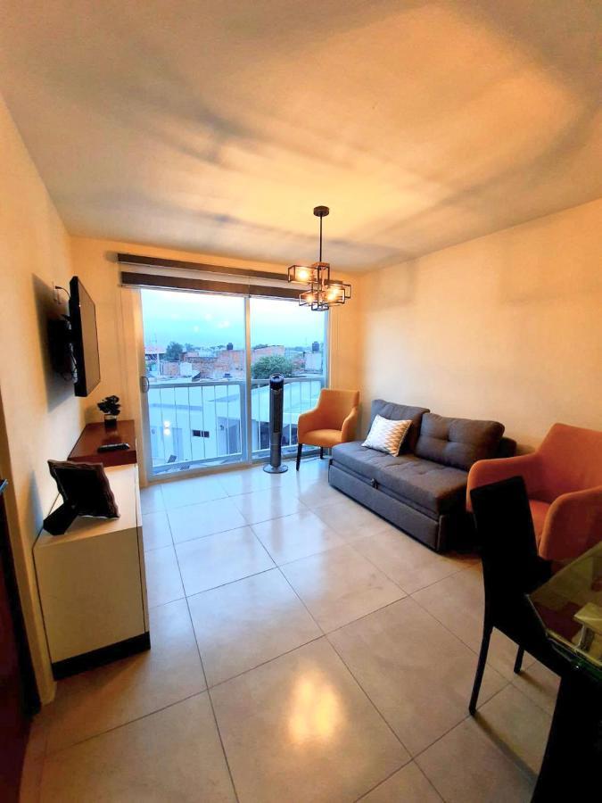 Apartment Departamento Nuevo Y Centrico Con Ambiente Familiar En Guadalajara