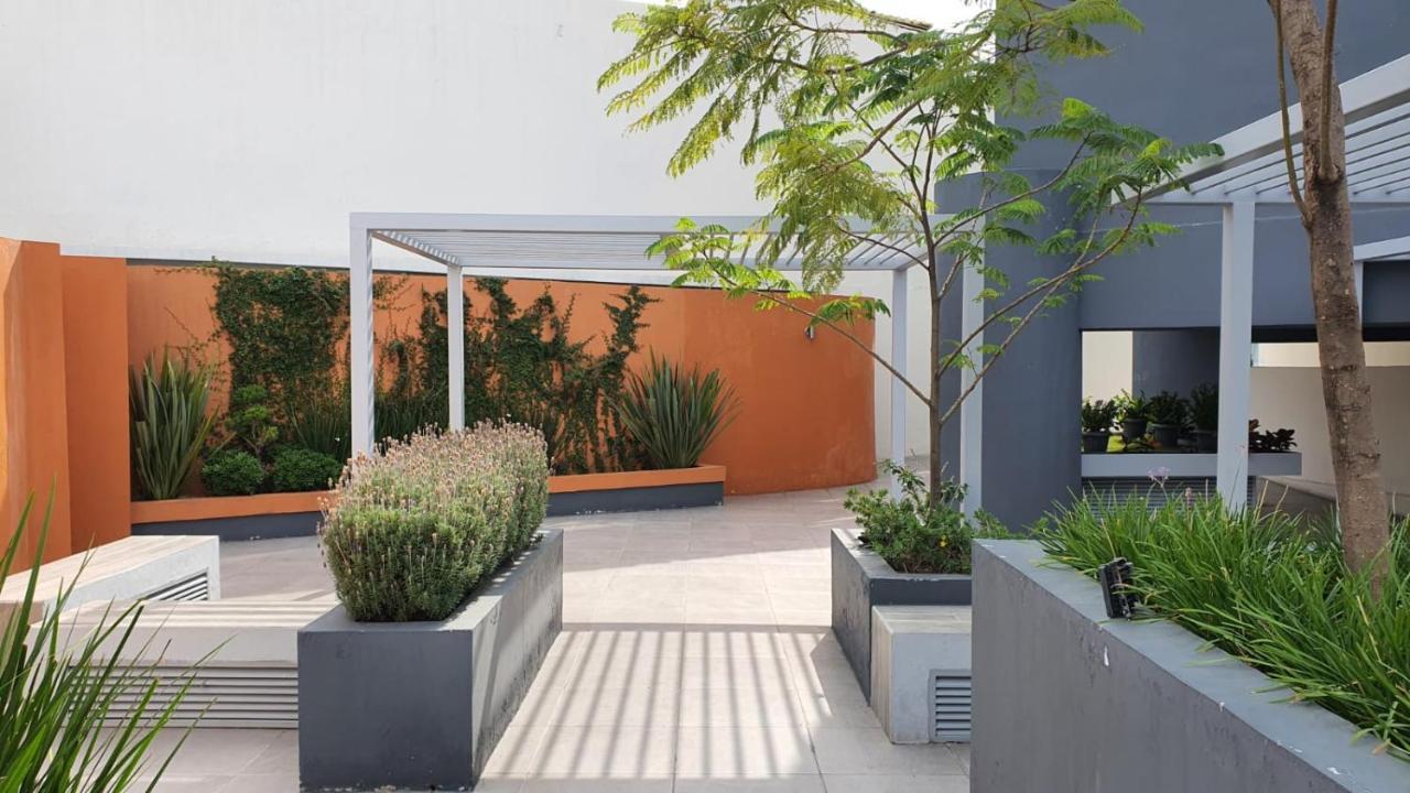 Apartment Departamento Nuevo Y Centrico Con Ambiente Familiar En Guadalajara
