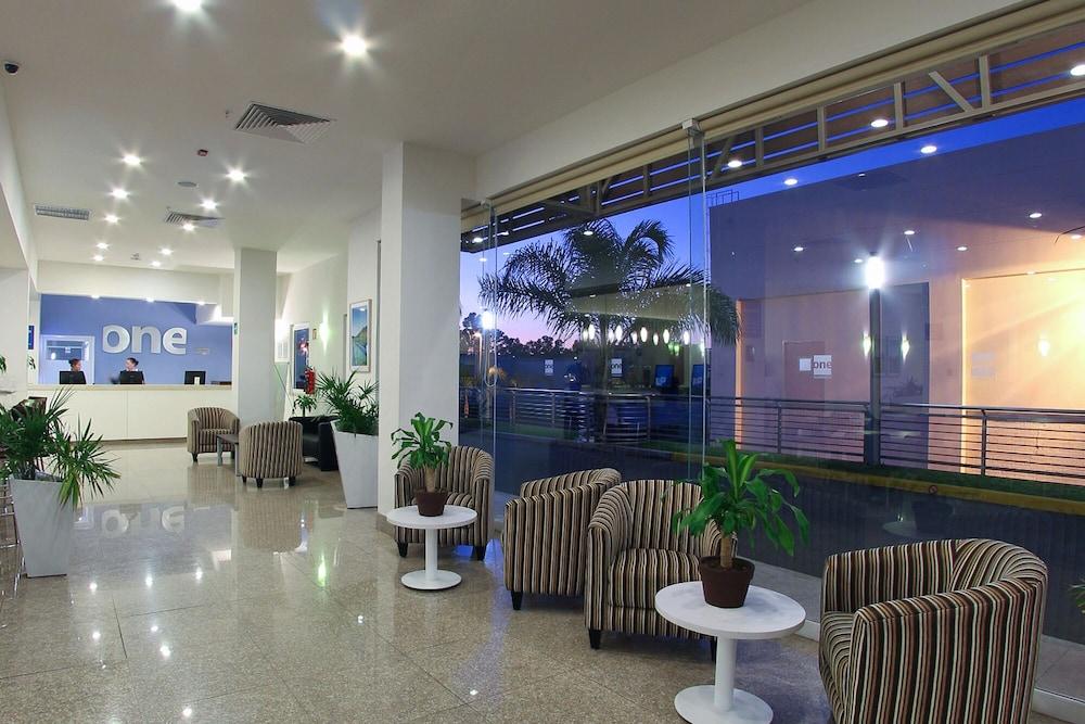 One Periferico Norte 3*