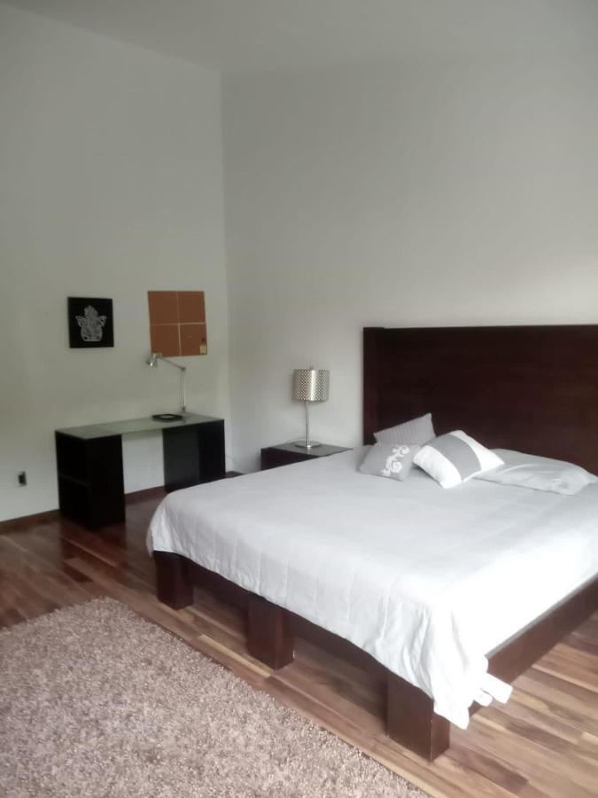 Habitación en casa particular Casa Serena - Casa De Huespedes Guadalajara