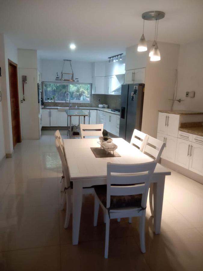 Casa Serena - Casa De Huespedes Habitación en casa particular
