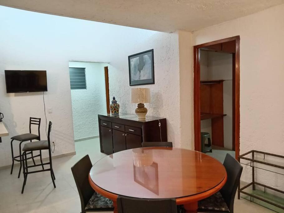 Amplio Y Comodo Depto. En Zapopan Apartamento