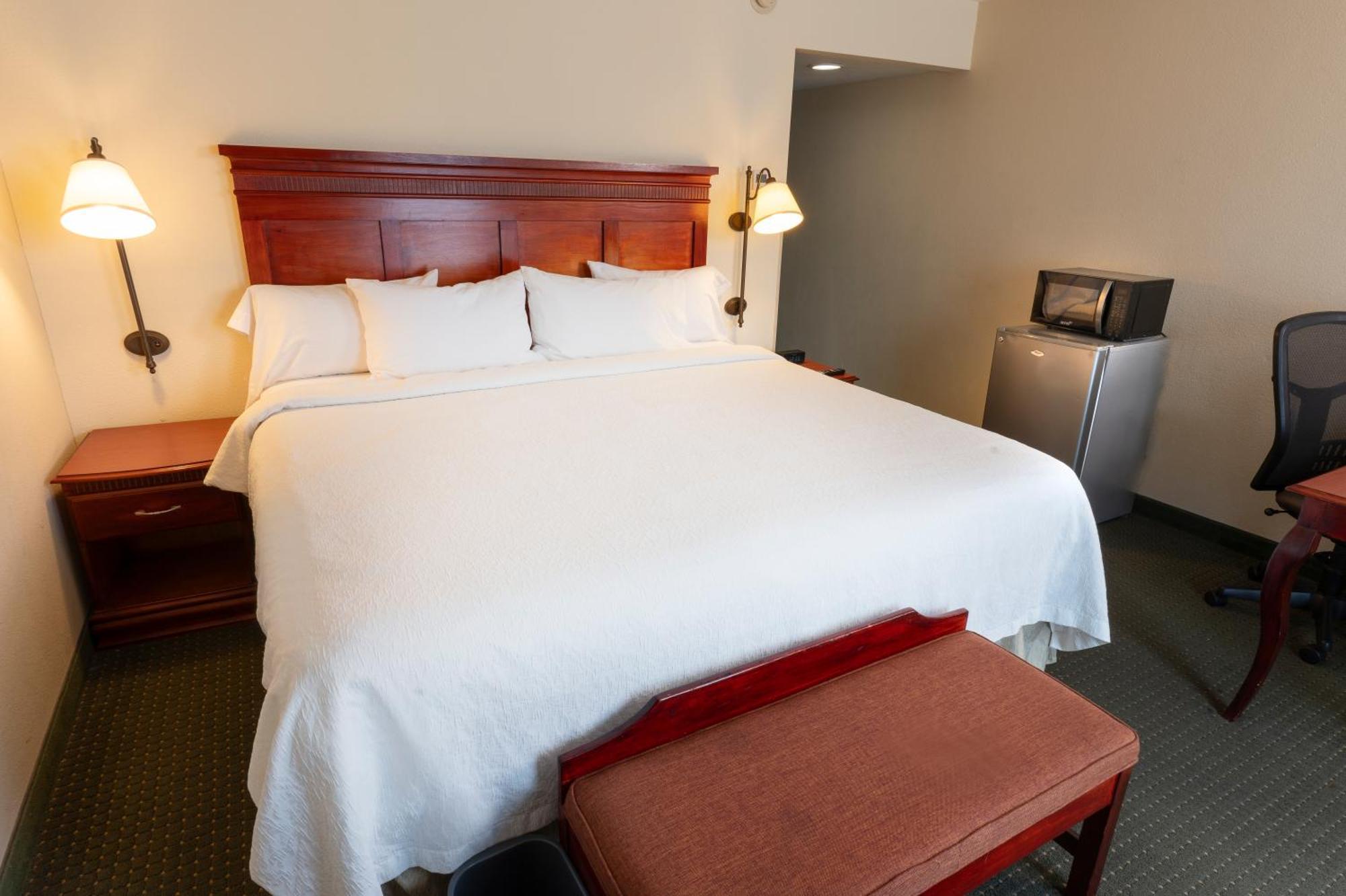 Hampton By Hilton Guadalajara-aeropuerto Hotel 3*
