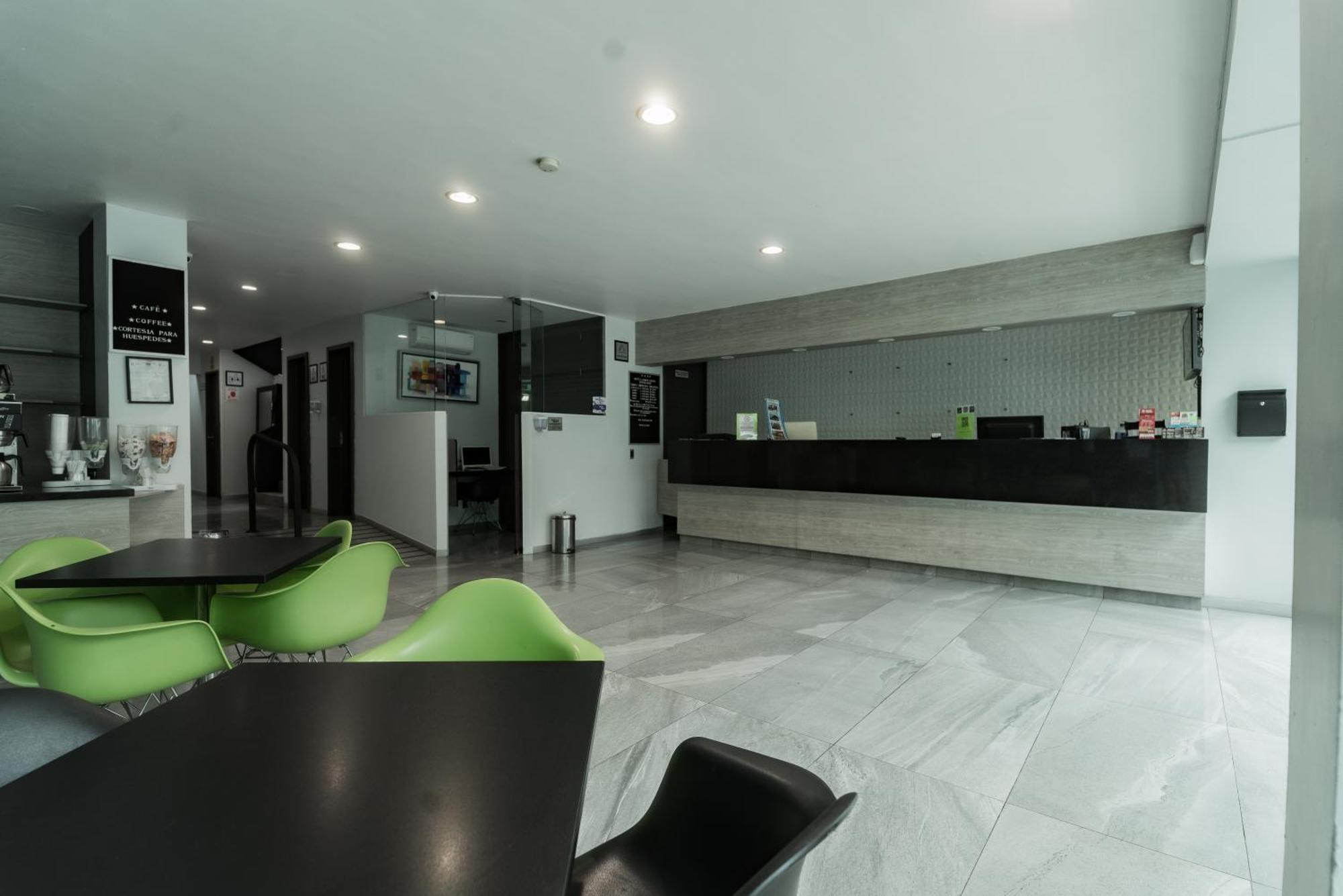 Hotel Lemon -zona Expo Frente Al Centro De Convenciones