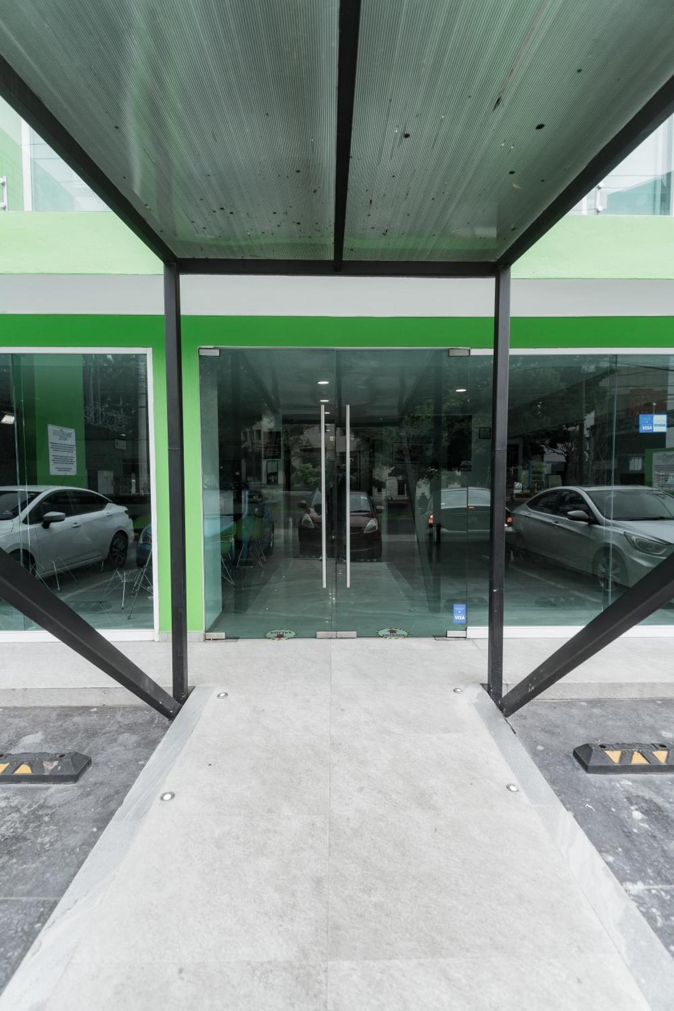 Hotel Lemon -zona Expo Frente Al Centro De Convenciones