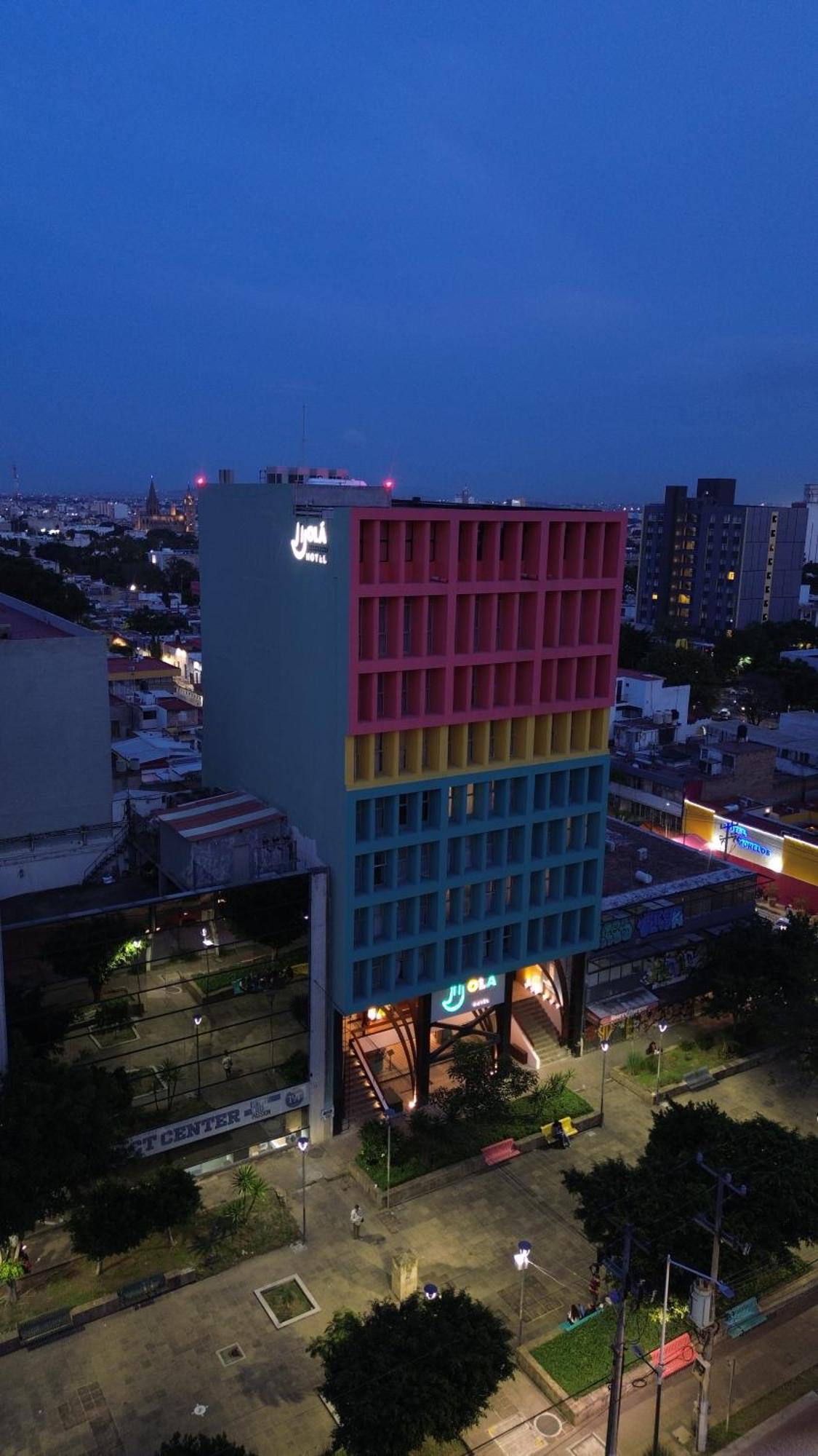 Selina Hotel 4*