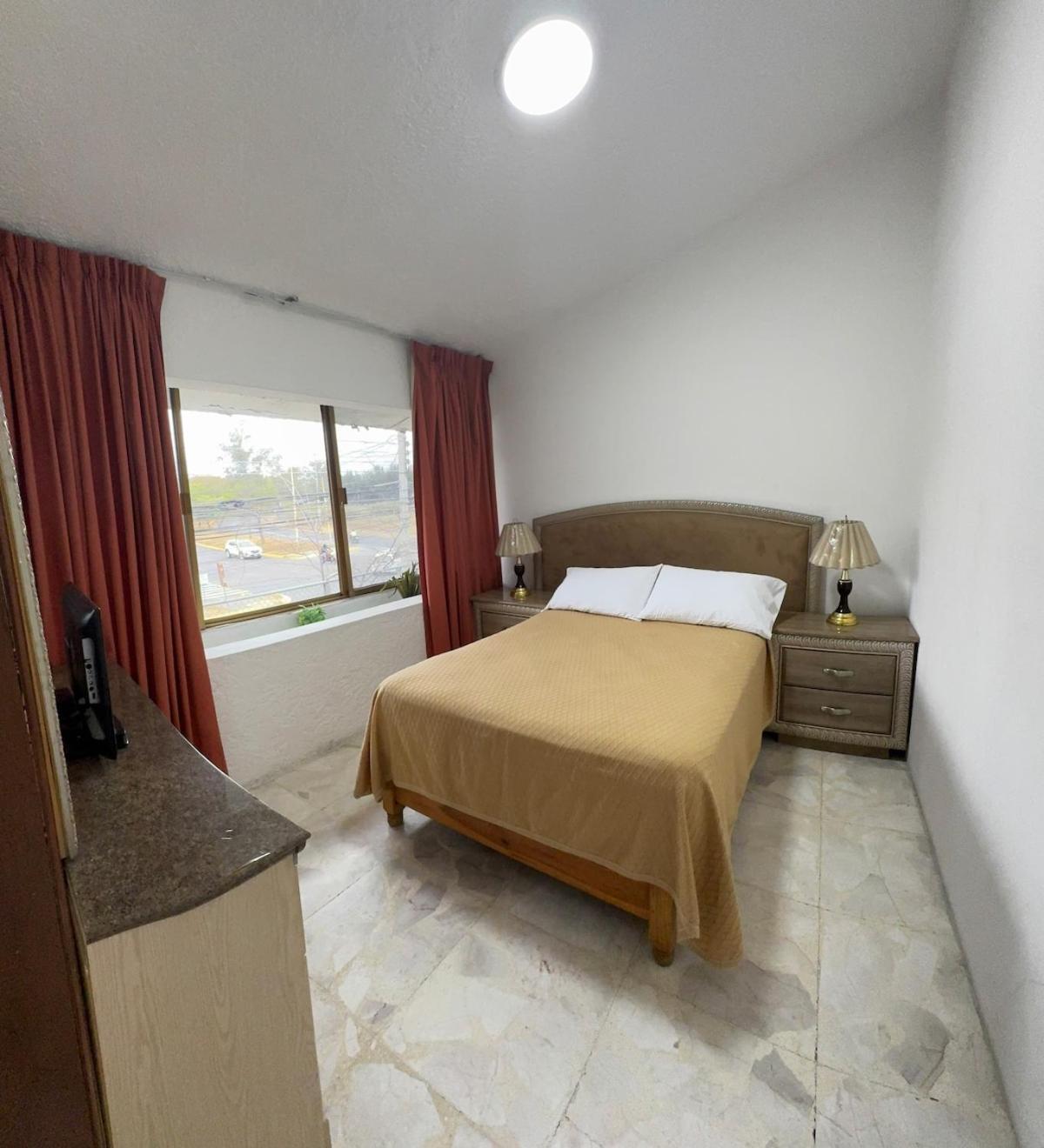Apartamento Departamento 2 Recamaras Entero, Calido, Acogedor Y Luminoso Guadalajara