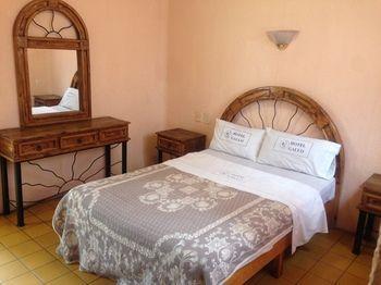 Hotel Gallo Rubio 3*