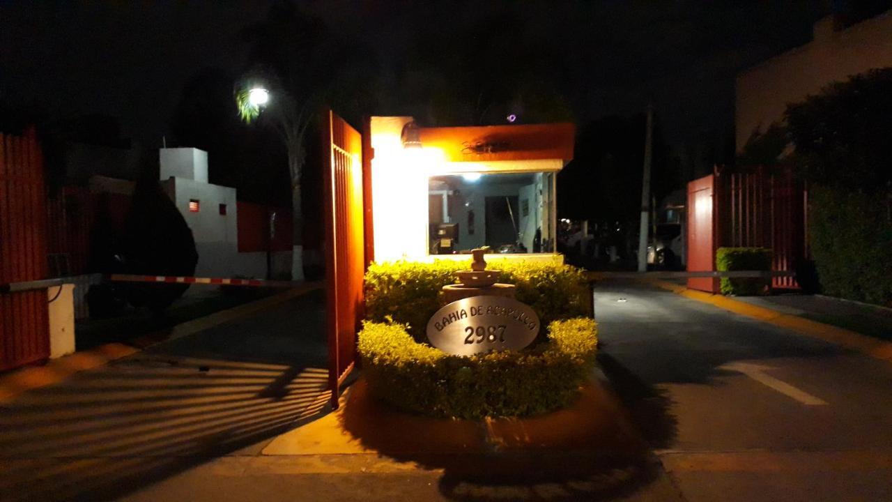 Casa Ejecutivo Zona Iteso Bahía De Acapulco Сasa de vacaciones *