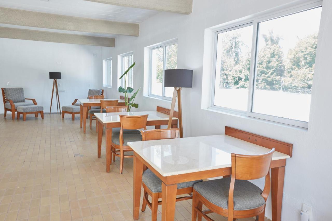 Casa Travesia Hotel