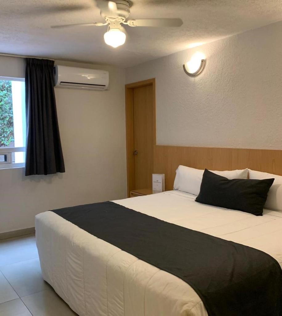 Emperador Centro Y Remodelado Hotel 3*